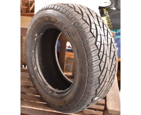 A New Grabber HP Tyre, 235/60-R-15 