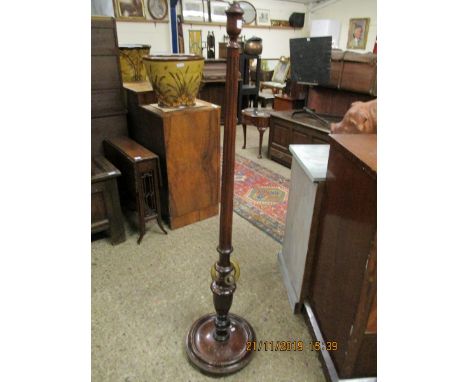 GOOD QUALITY MAHOGANY REEDED COLUMN STANDARD LAMP WITH TURNED BASE