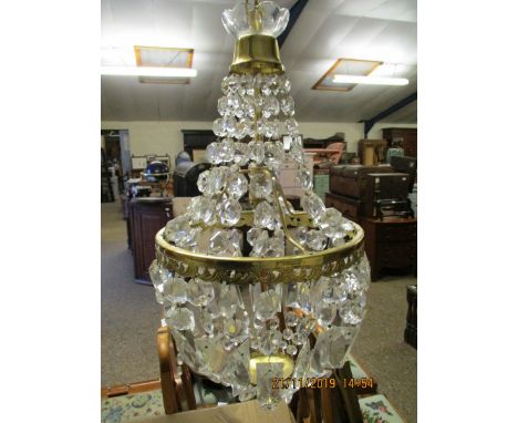 TWO GOOD QUALITY BRASS LIGHT FITTINGS WITH DROPLET DETAIL