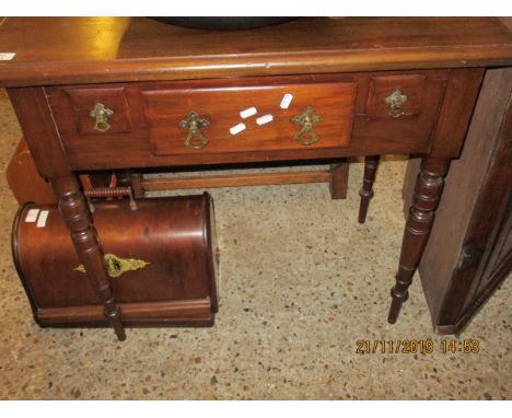 OAK FRAMED SIDE TABLE WITH THREE DRAWERS ON RING TURNED LEGS
