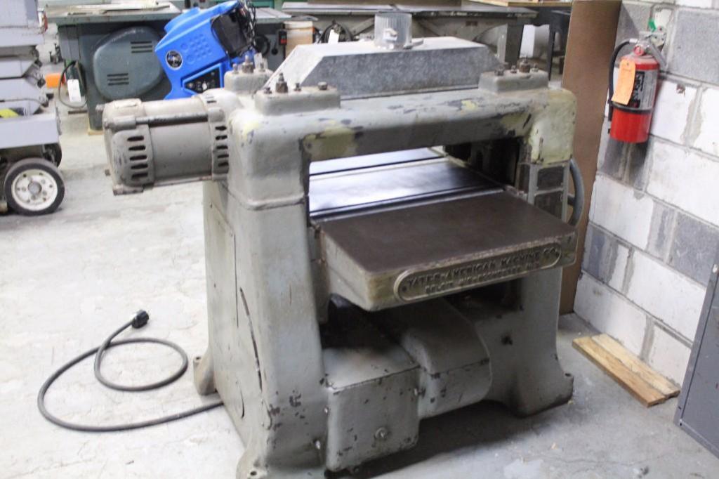 Yates American B4 24" thickness planer 7.5hp, 220v/3ph SerialB4905