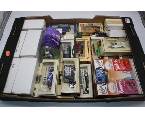 A collection of boxed modern issue diecast toy vehicles to include Days Gone, 13029 1934 model A Ford van, 16023 1934 Denis P