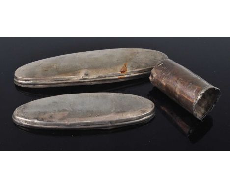 Scrap silver, comprising two toilet jar covers and a walking stick ferrule, 1oz (3)