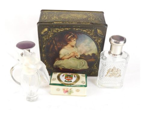 Various collectable bottles, perfume bottles etc., a P'air D Temps Nina Ricci Lalique style perfume bottle, 12cm high,  a sho