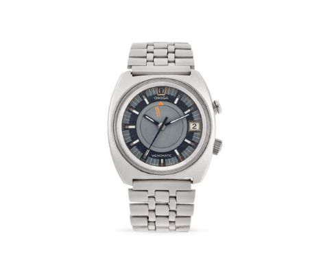 Omega Memomatic 166.072, 70sStainless steel tonneau case, screw back with engraved seahorse.Gray and black dial with central 