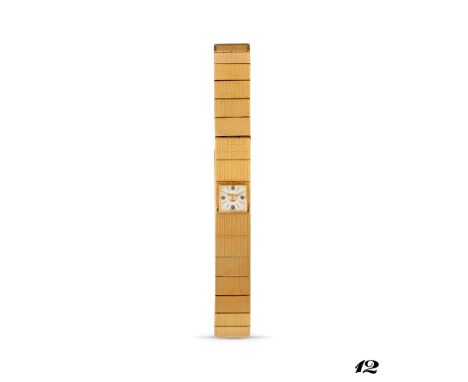 Vacheron Constantin Baguette, 40s18k gold rectangular case, n.358299.White dial, applied and painted indexes.Hand-winding Duo