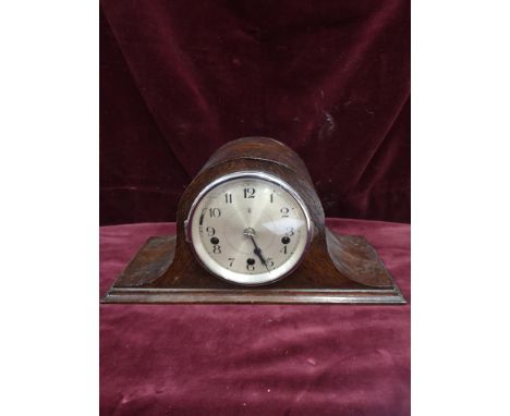 1930s art deco mantle clock.. 