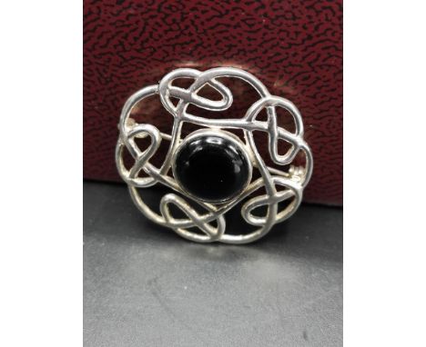 Celtic Silver 925 infinity brooch set in black. 