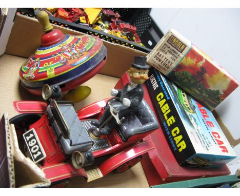 A 1960's Japanese Tinplate Battery Operated Vintage Car, battery cable car by Cosmo, Quad Limber and 25 pounder by Lincoln, b