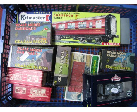 Quantity of OO Gauge Rolling Stock - Bachmann Ref 37-176, boxed three Hornby Dublo two rail - Graham Farish Box Vans, boxed, 
