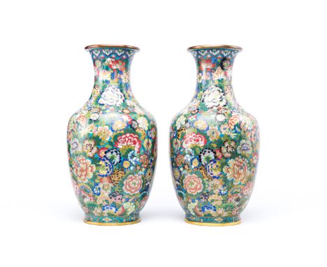 Full title: A fine pair of Chinese cloisonne 'millefleurs' vases, workshop mark of De Cheng, Beijing, 2nd half 19th C.Descrip