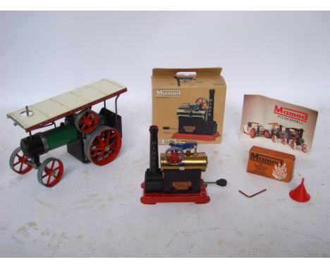 Mamod TE1A Steam Tractor (chimney missing) together with a Mamod Steam Engine SP1, boxed with instruction and a packet of Mam