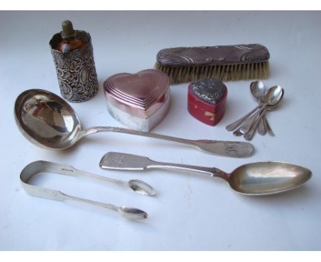 A mixed lot of silver and plated items to include an early Victorian silver fiddle pattern table spoon, Exeter, 1853, makers 