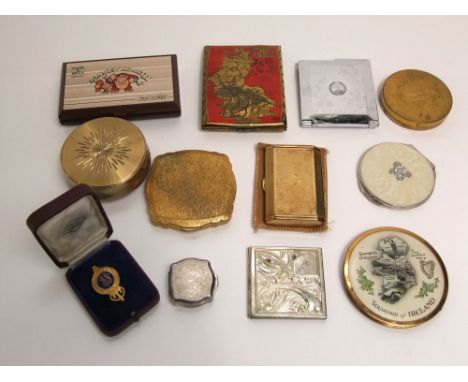 A collection of seven vintage compacts, etc