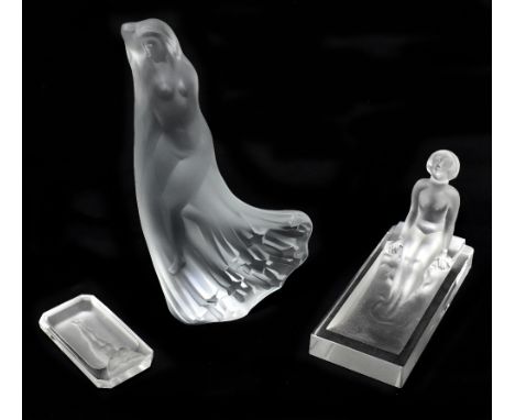 DESNA; a Czechoslovakian Art Deco clear and frosted glass dish, of rectangular form modelled as a nude female with her feet i