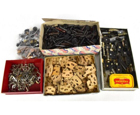 A quantity of Luthiers' accessories including approx one hundred various bridges, two hundred and seventy assorted violin/vio