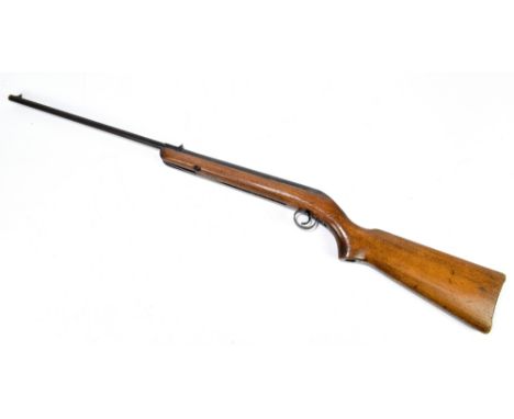 A vintage .177 break barrel air rifle, overall length 108cm.