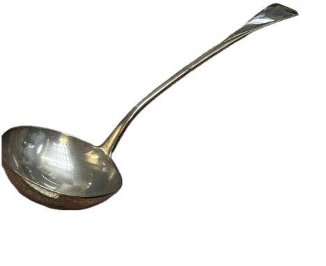 Victorian silver ladle London c1840 monarchs head Walker James Beebe Length 33 cm Weight 188g