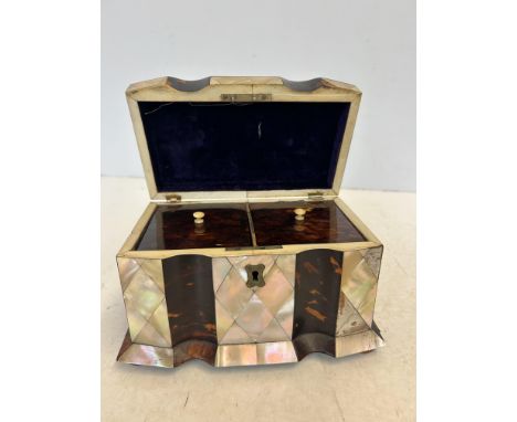 Georgian tea caddy - 4 mother of pearl panels missing 