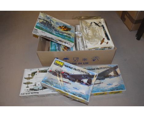 Frog model constructor kits, 1:72 scale Aircraft, F-no's: 275, 207 (x2), 121 (x5).  (8)