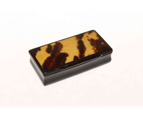 Late Georgian horn and tortoiseshell snuff box
