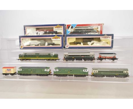 Hornby Bachmann Lima 00 gauge Diesel Locomotives and Freight wagons (12), comprising in original box Lima 205126 class 33 Loc