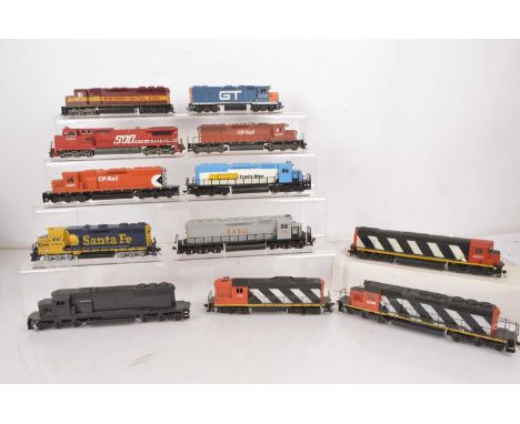 Athern Bachmann and other H0 gauge Diesel  locomotives (16), comprising Kato Wisconsin maroon/yellow 6585, Santa Fe blue/yell
