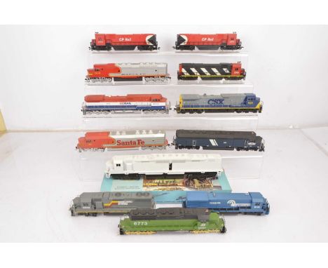 Athern  Bachmann and other H0 gauge Diesel  locomotives (12), in original box Athern DD40 class locomotive plain white, unbox