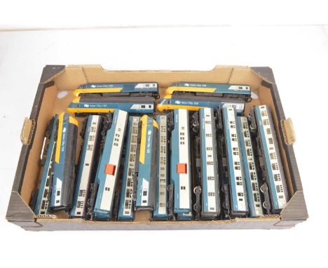 Hornby 00 gauge High Speed Train Diesel Locomotives and coaches in blue/grey livery (21), comprising HST Diesel Locomotive 43