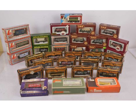 Mainline Airfix Dapol Lima 00 gauge Private Owner freight wagons in original boxes (33), comprising Mainline Open coal and go