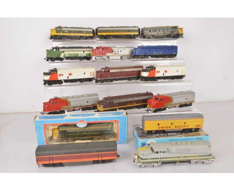 Athern  Model Power and other H0 gauge Diesel  locomotives (16), comprising in original boxes Lifelike Bangor grey/blue 57, M