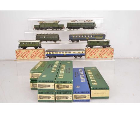 Kleinbahnn pre 1970 HO Gauge Electric Co-Co Twin Pantograph Locomotives and Passenger and Goods Rolling Stock (14), OBB green