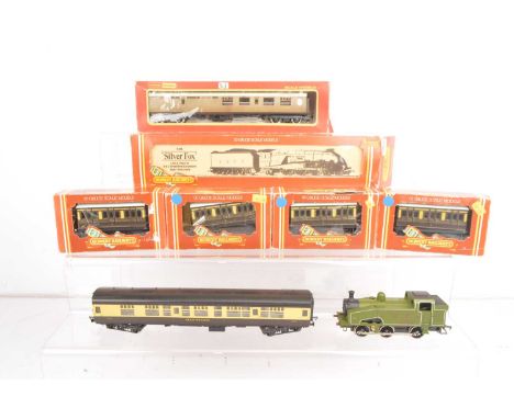 Hornby 00 gauge Steam locomotives and coaches  (8), comprising in original boxes  R099 A4 class 4-6-2 Locomotive and tender L