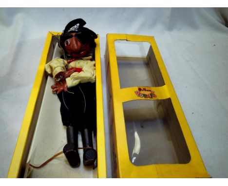 Pelham Puppet, Pirate, very good to excellent condition, box in fair condition. P&amp;P Group 1 (£14+VAT for the first lot an