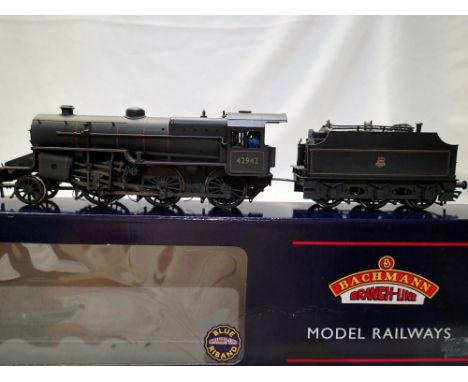 OO scale Bachmann 32-179 Crab, black early crest, 42942, detailed and weathered, missing one cab step, damage to tender coal 