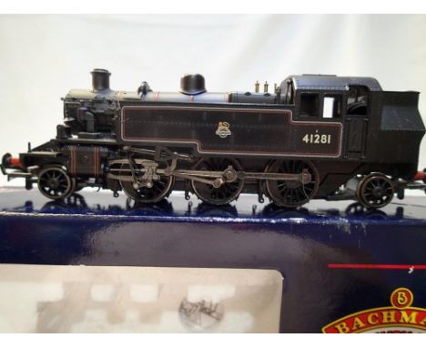 OO scale Bachmann 31-450B, Ivatt tank, 41281, black early crest, very good to excellent condition, box in fair condition, no 