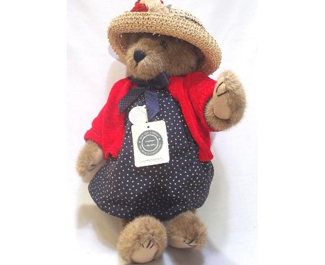 Boyds Bear, Eleanore Roosevelt bear, in excellent condition, H: 40 cm. P&amp;P Group 1 (£14+VAT for the first lot and £1+VAT 