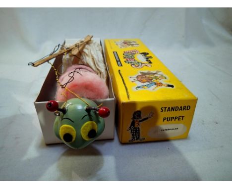 Pelham Puppet, Caterpillar, very good to excellent condition, wear to box. P&amp;P Group 1 (£14+VAT for the first lot and £1+