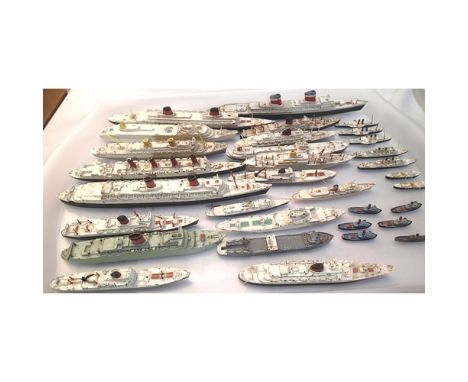Thirty Two Triang Minic ships, passenger, cargo, tug boats etc mostly in good condition, unboxed. P&amp;P Group 1 (£14+VAT fo