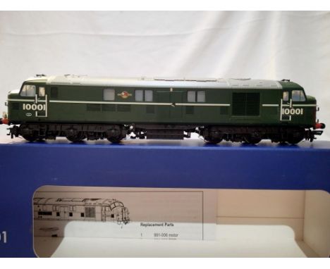 OO scale Bachman 31-997 LMS 10001 diesel, green/eggshell blue, some detail fitted, very good - excellent condition, box with 