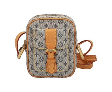 Sold at Auction: Louis Vuitton, LOUIS VUITTON messenger bag MACASSAR,  coll.: , NP.: ca. 1.200,-.