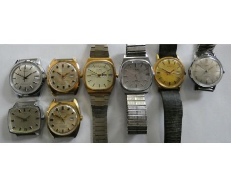 Eight various Timex gentlemans wristwatches, manual and automatic