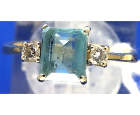 18ct gold emerald cut aquamarine and diamond ring, size K/L, 2.8g. P&amp;P Group 1 (£14+VAT for the first lot and £1+VAT for 