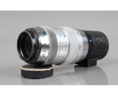 A Ross Xralux 13.5cm f/4.5 lens, L39 mount, serial no 235548, barrel F, paint scratches and wear, elements G, light fungus sp