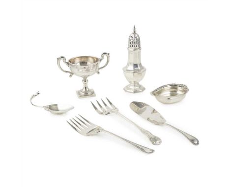 A collection of miscellaneous Scottish silver to include, a cased set of servers, Hamilton &amp; Inches, Edinburgh 1925 and a