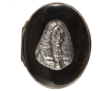 A Charles II table snuff box apparently unmarked, of oval form, the hinged cover with tortoiseshell panel with onset portrait