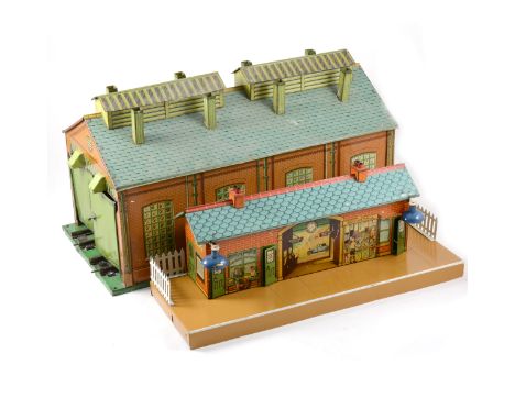 Hornby O gauge railway buildings; large double engine shed, with chimneys, front and back doors, 50cm, and a station platform