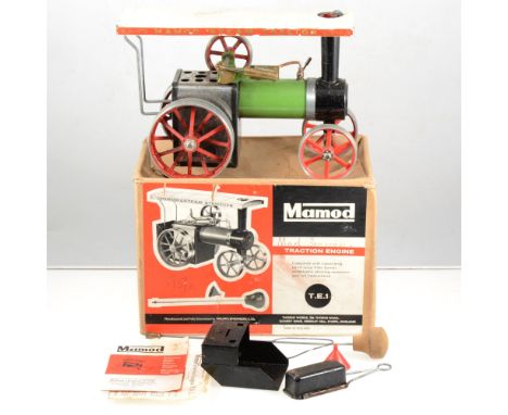 Mamod live steam traction showmans engine, TE1 with original box and booklet.