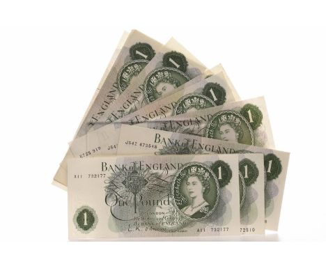 SEVENTEEN BANK OF ENGLAND £1 ONE POUND NOTESwith printed signatures including J.S. FForde and L. K. O'Brien