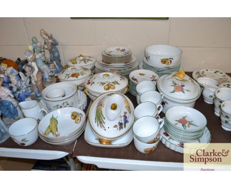 A eight place setting of Royal Worcester "Evesham" pattern dinnerware 